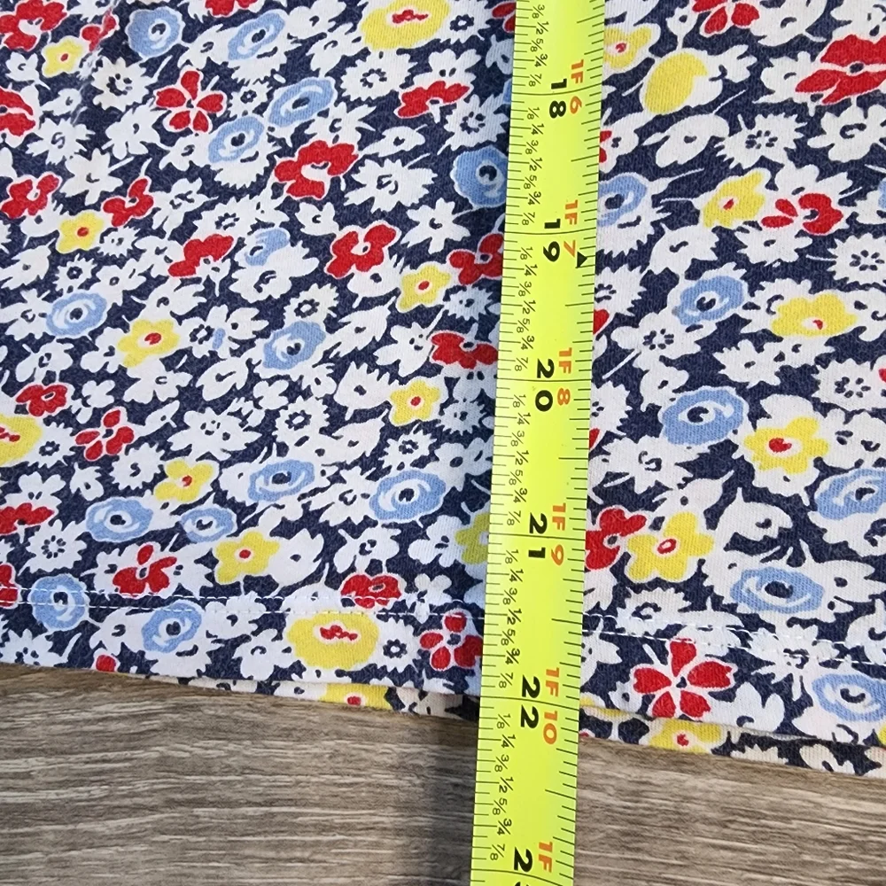 LAUREN By RALPH LAUREN Floral Sleeveless V Neck Ruffle Neck Top - Picture 6 of 11